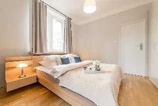 P&O Apartments Elektoralna Warsaw 2*,  Poland